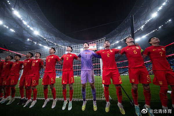 亚洲青青青网伊人精品
